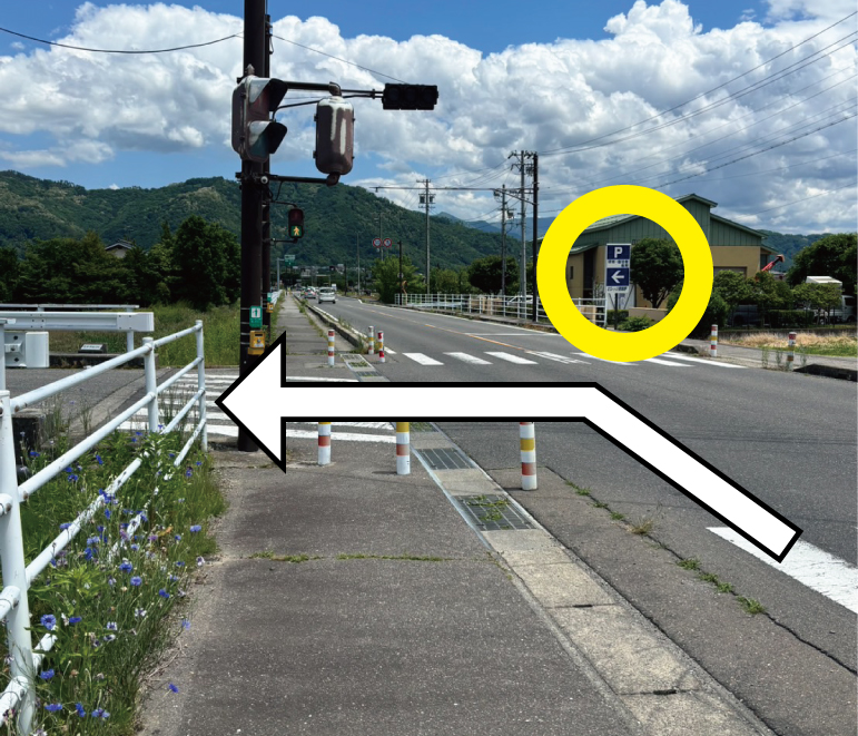 柏矢町方面から